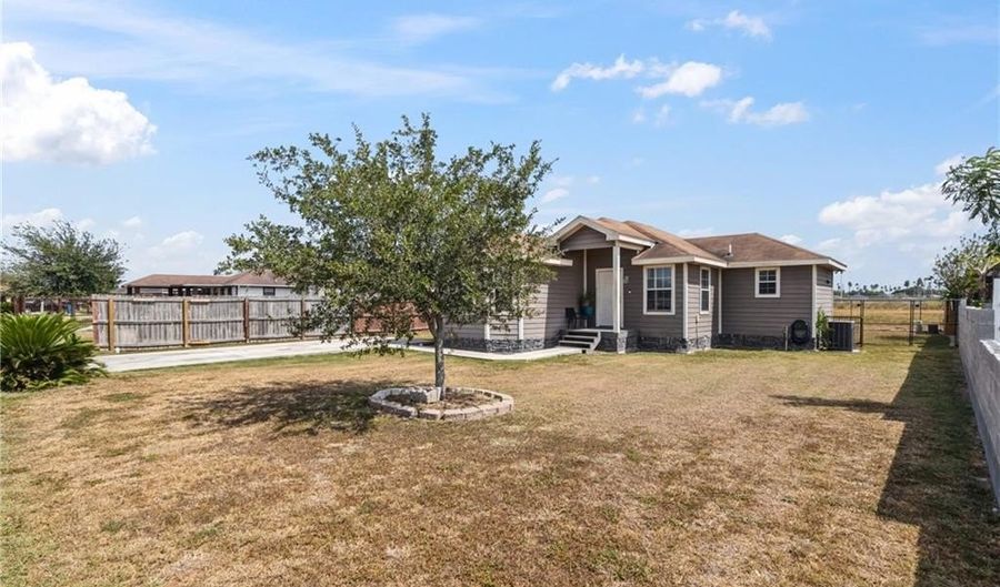 411 Tower Hills St, Alamo, TX 78516 - 3 Beds, 2 Bath