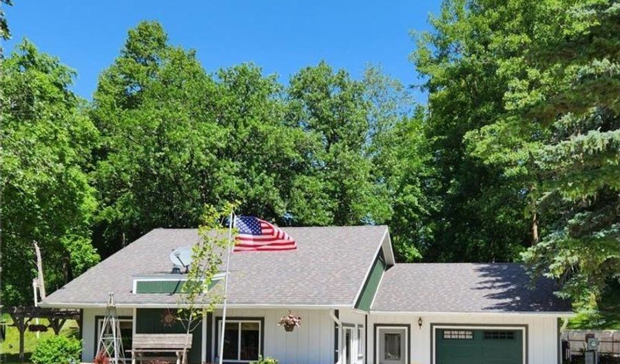 1456 Carlson Beach Rd NW, Alexandria, MN 56308 - 2 Beds, 2 Bath