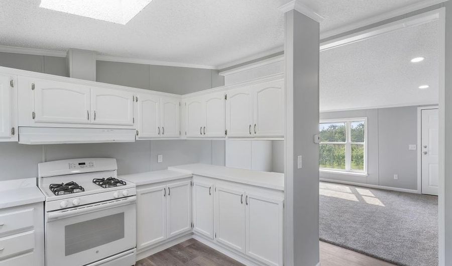 5343 LAKEVIEW, Alanson, MI 49706 - 3 Beds, 2 Bath