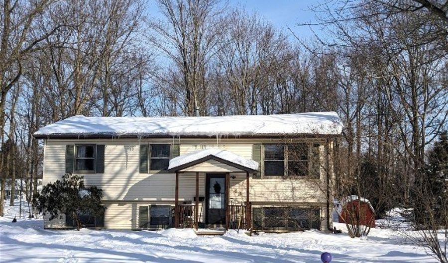 43 UMBURN Dr, Albion, PA 16401 - 4 Beds, 2 Bath