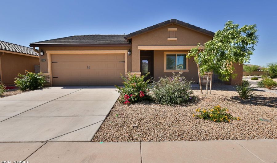 25847 W WINSTON Dr, Buckeye, AZ 85326 - 3 Beds, 2 Bath