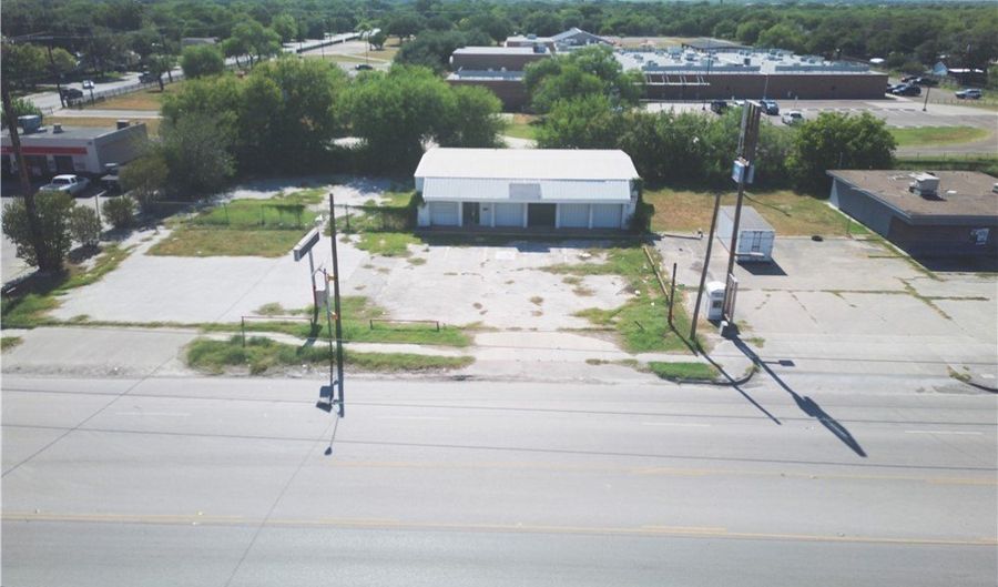 305 323 N Johnson St, Alice, TX 78332 - 0 Beds, 0 Bath