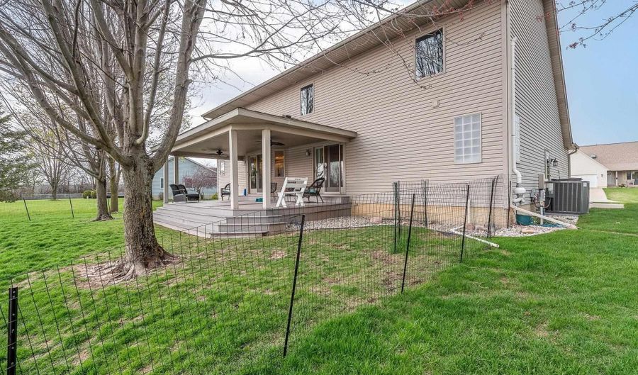 3074 W Northmor, Adrian, MI 49221 - 3 Beds, 4 Bath