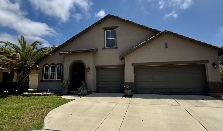 1120 Parkview Dr, Oceanside, CA 92057 - 4 Beds, 4 Bath