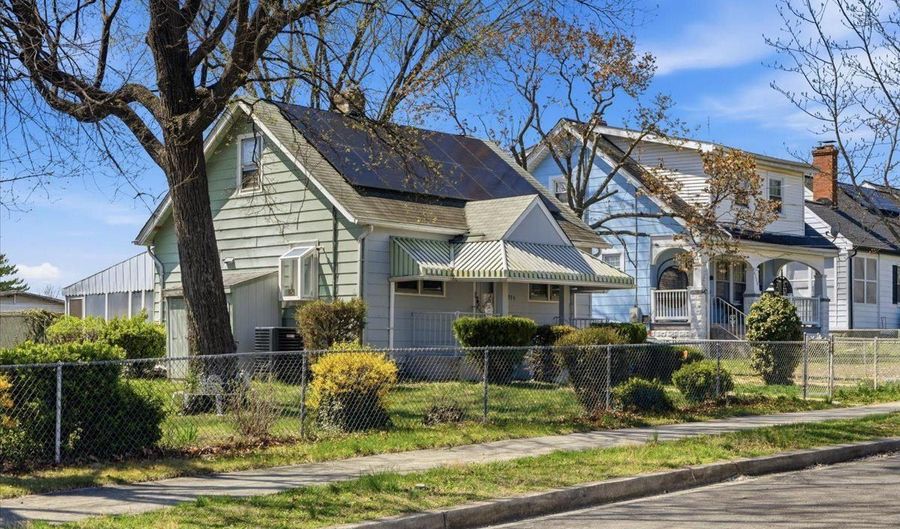 4339 BARKER St SE, Washington, DC 20019 - 3 Beds, 1 Bath