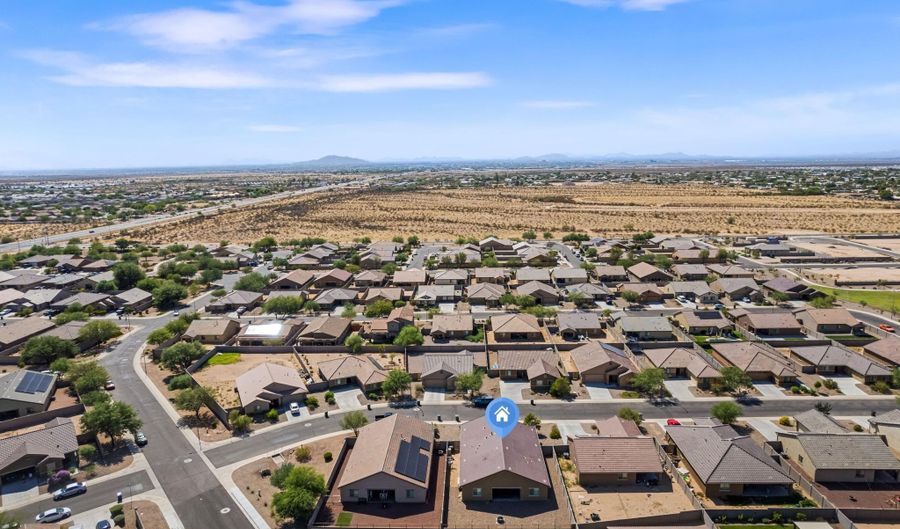 530 W PINTAIL Dr, Casa Grande, AZ 85122 - 5 Beds, 3 Bath