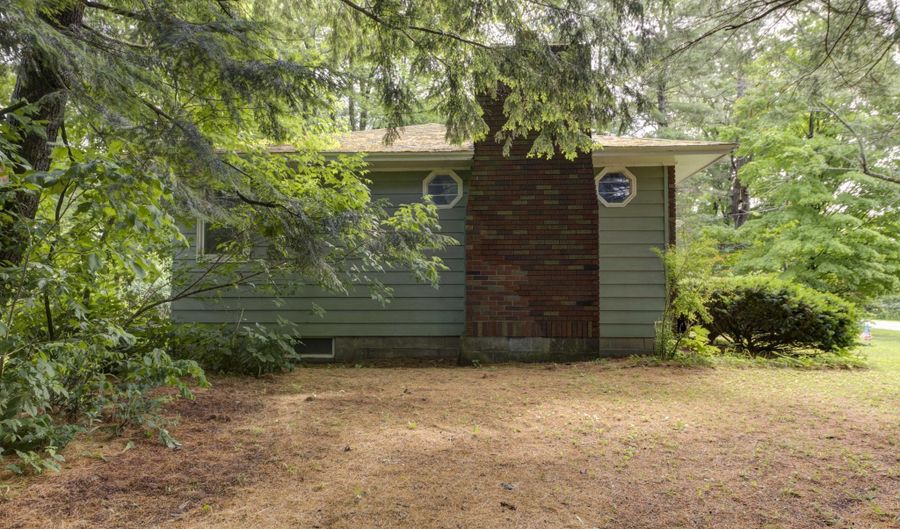 2219 County Highway 107, Amsterdam, NY 12010 - 3 Beds, 1 Bath