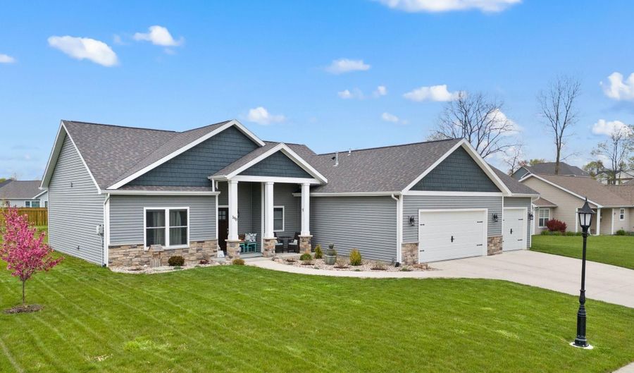 190 Chickadee Ln, Warsaw, IN 46580 - 3 Beds, 2 Bath