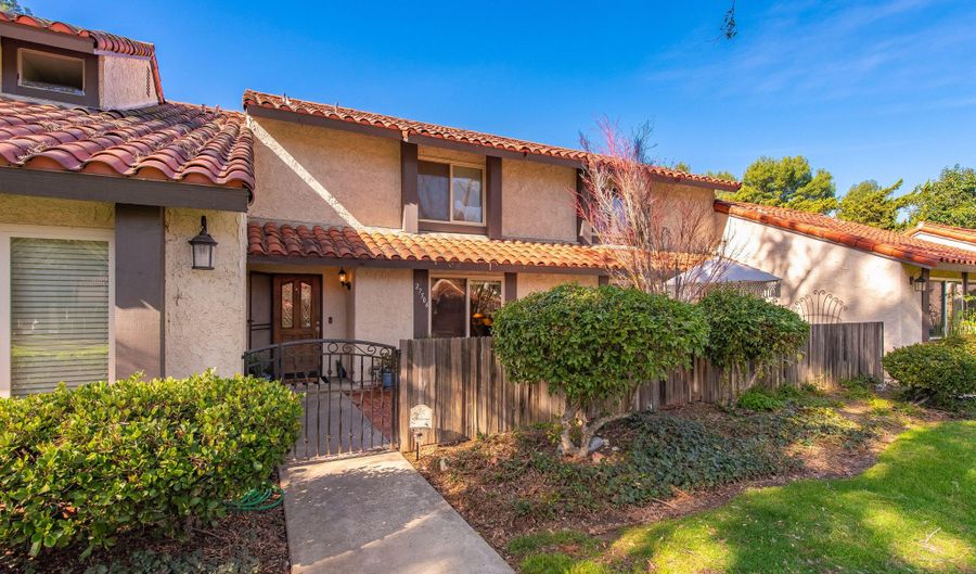 27506 Rondell St, Agoura Hills, CA 91301 - 3 Beds, 3 Bath