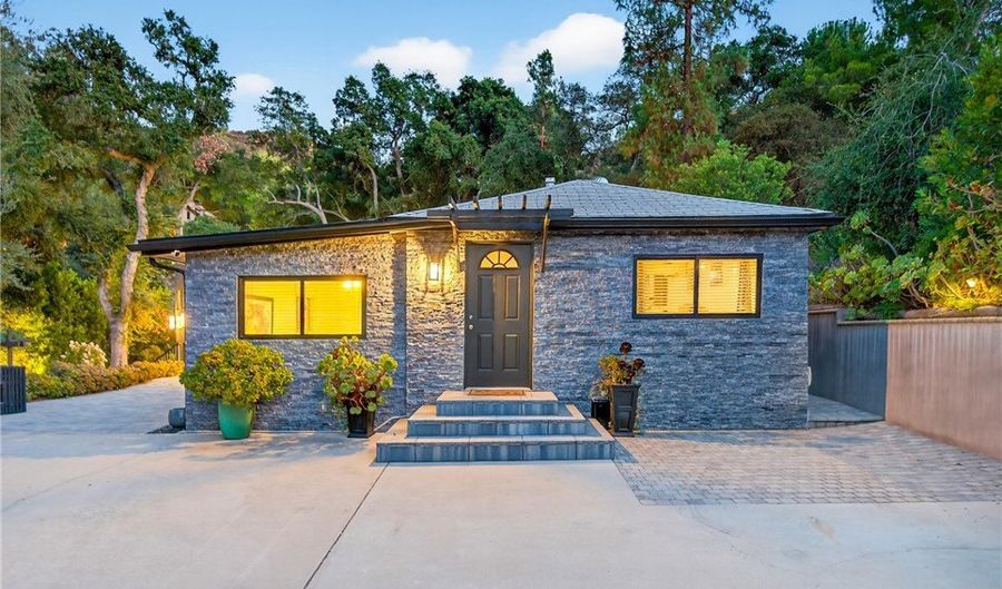 7576 McGroarty Terrace -7582, Los Angeles, CA 91042 - 9 Beds, 8 Bath