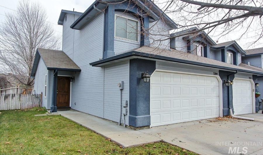 3204 S Capistrano Ave, Boise, ID 83705 - 2 Beds, 3 Bath
