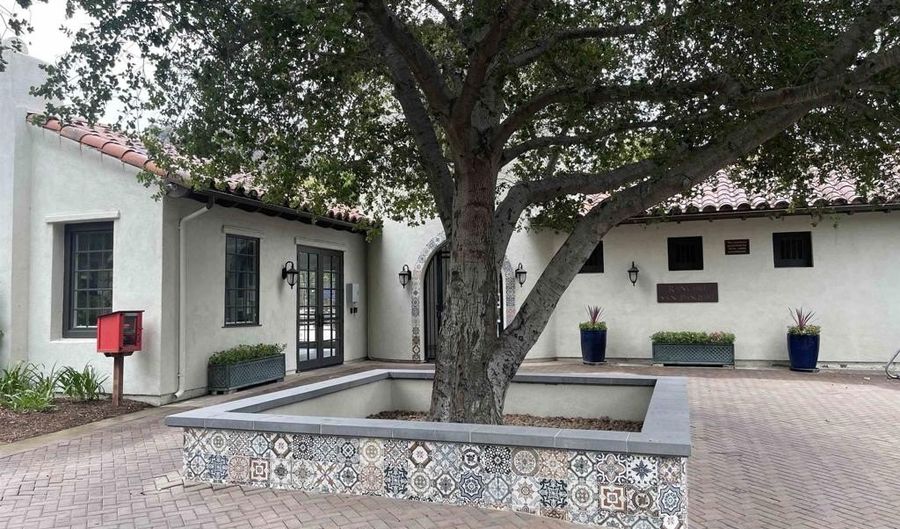 2217 Orange Grove Pl, Escondido, CA 92027 - 4 Beds, 3 Bath
