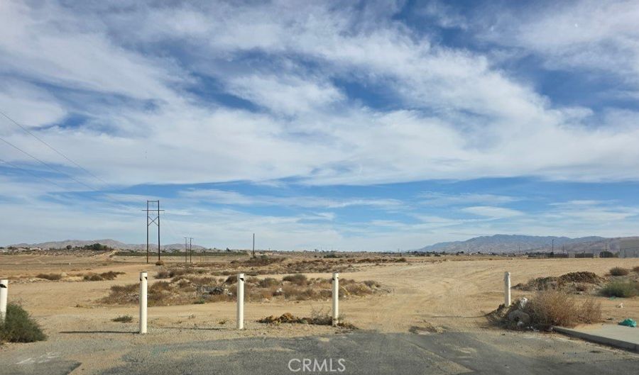 0 Bear Valley Rd, Apple Valley, CA 92308 - 0 Beds, 0 Bath