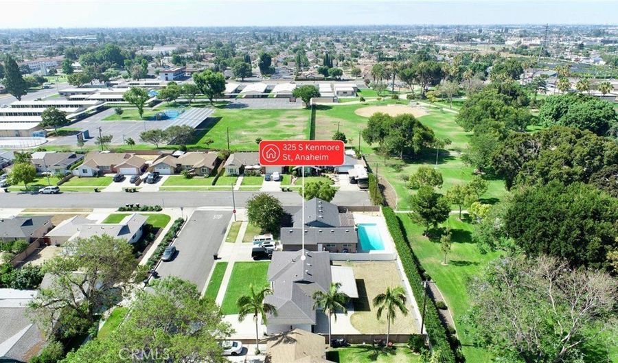 325 S Kenmore St, Anaheim, CA 92804 - 3 Beds, 2 Bath