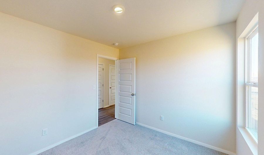 6804 SW Memphis Ave, Bentonville, AR 72713 - 3 Beds, 2 Bath