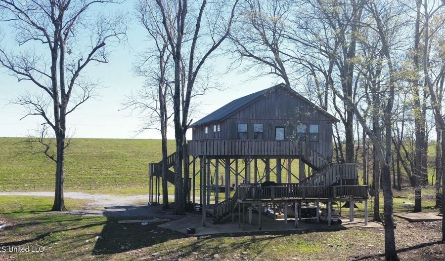 2 Greenwood Miller Rd, Beulah, MS 38726 - 3 Beds, 2 Bath