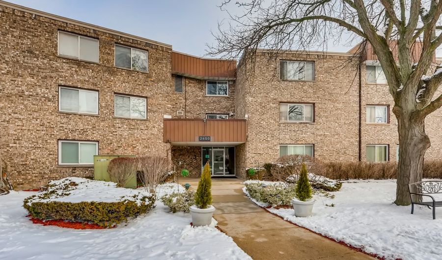 2650 Brookwood Way Dr 304, Rolling Meadows, IL 60008 - 2 Beds, 2 Bath