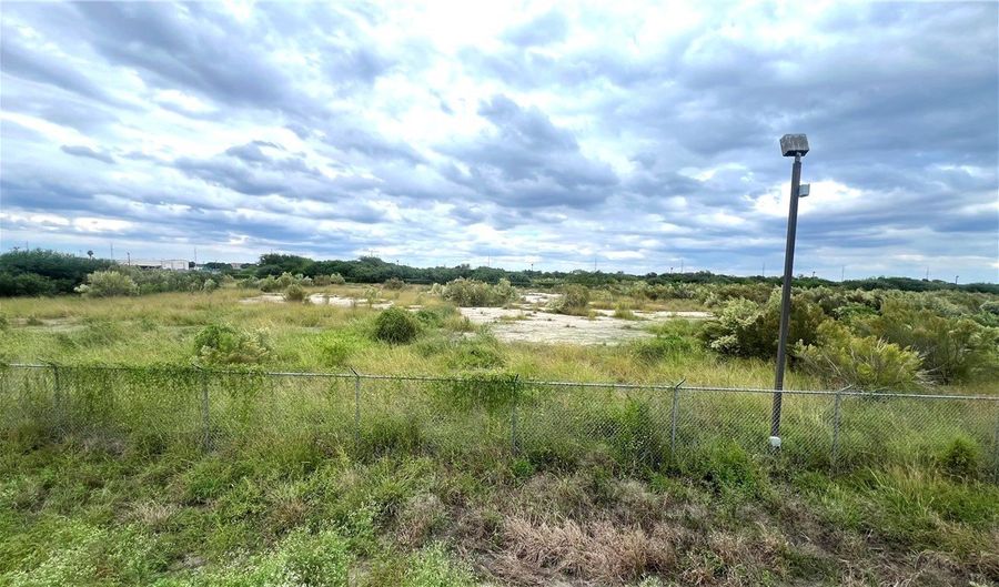 N Flournoy E OFF OF Road, Alice, TX 78332 - 0 Beds, 0 Bath