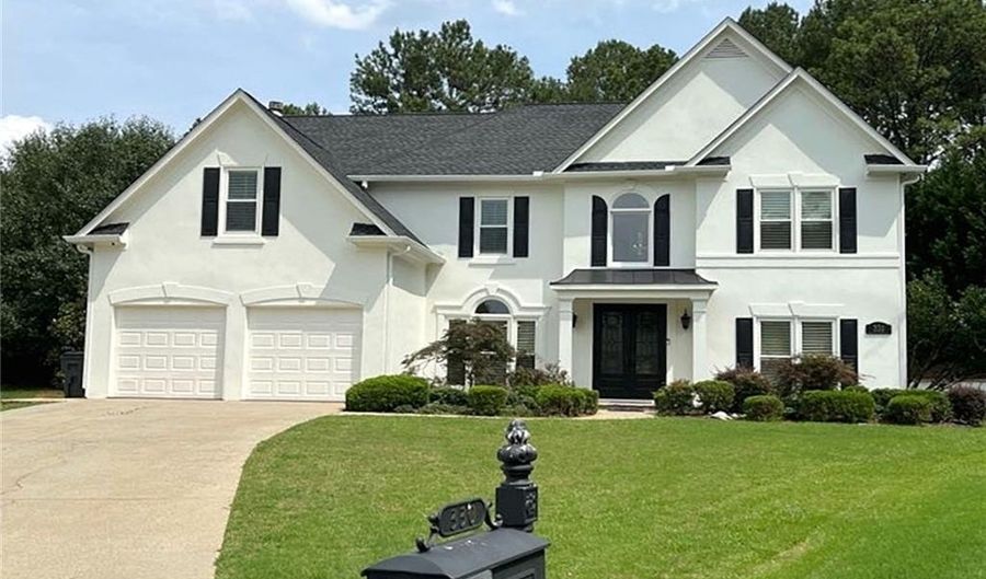 330 Knollcrest Ct, Alpharetta, GA 30022 - 4 Beds, 4 Bath