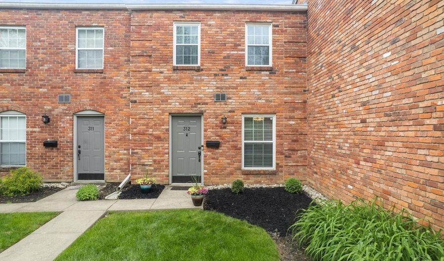 1163 Witt Rd, Anderson Twp., OH 45255 - 2 Beds, 2 Bath