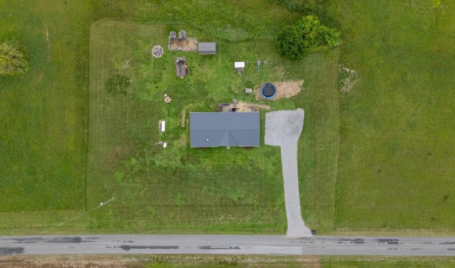539 County Rd 1210, Arlington, KY 42021 - 4 Beds, 2 Bath