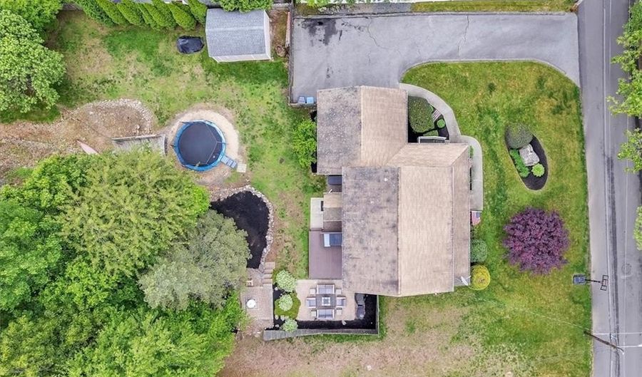 23 Blissdale Ave, Cumberland, RI 02864 - 3 Beds, 3 Bath