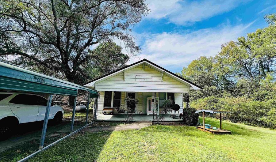 7430 4th Ave, Altoona, AL 35952 - 2 Beds, 1 Bath