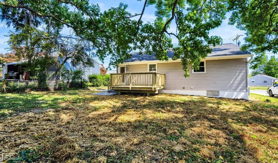 105 ROSECREST Dr, Annapolis, MD 21403 - 4 Beds, 2 Bath