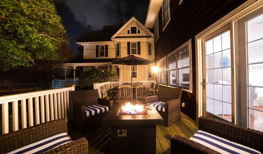 413 Main Ave, Bay Head, NJ 08742 - 6 Beds, null Bath