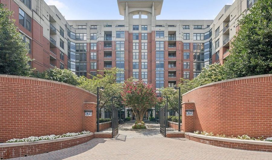 1021 N GARFIELD St #316, Arlington, VA 22201 - 2 Beds, 2 Bath