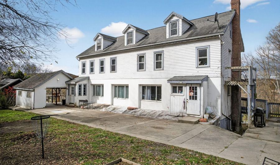 640 County Route 3, Ancramdale, NY 12503 - 5 Beds, 4 Bath