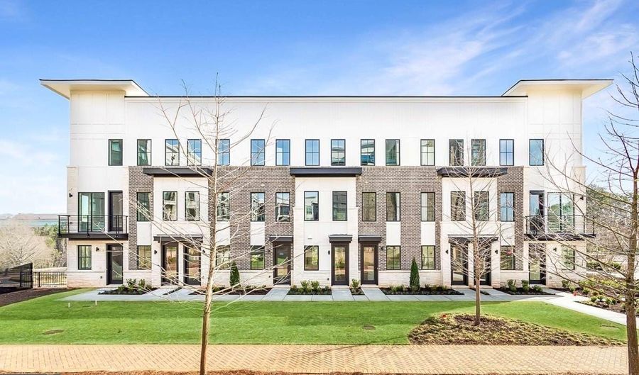 7110 Summit, Alpharetta, GA 30009 - 2 Beds, 3 Bath