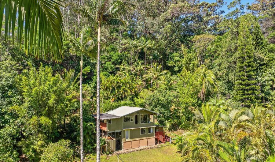 106 Hikiau Rd, Haiku, HI 96708 - 2 Beds, 2 Bath