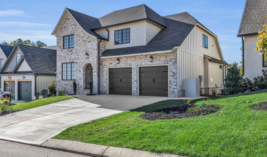 1373 London Woods Way 18, Apison, TN 37302 - 5 Beds, 4 Bath