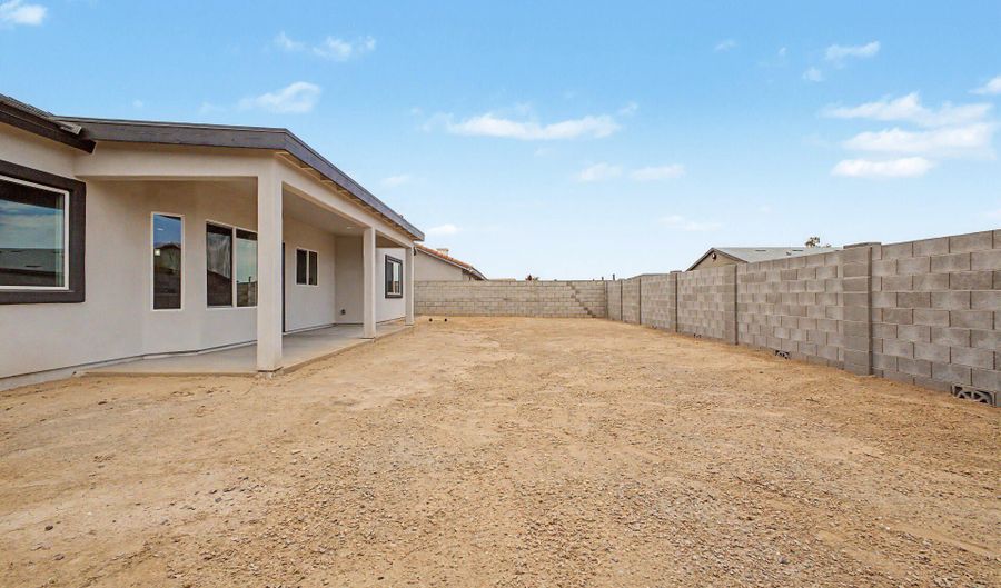 14895 S PADRES Rd, Arizona City, AZ 85123 - 3 Beds, 2 Bath