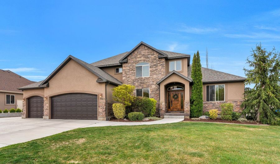 985 W SUNRISE, American Fork, UT 84003 - 7 Beds, 5 Bath