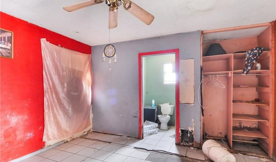 324 San Vicente Dr, Alamo, TX 78516 - 4 Beds, 2 Bath