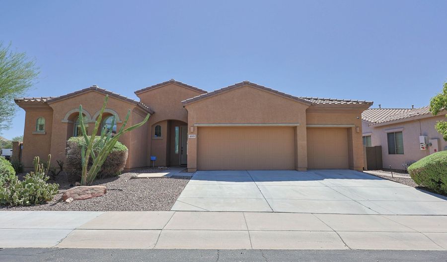 4619 W HEYERDAHL Ct, Anthem, AZ 85087 - 6 Beds, 3 Bath