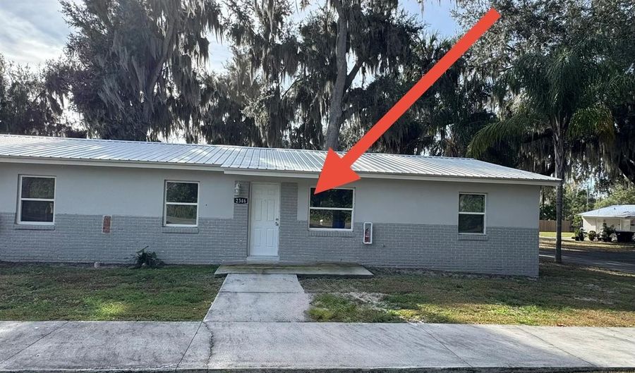 2346 SECTION Dr, Apopka, FL 32703 - 2 Beds, 1 Bath