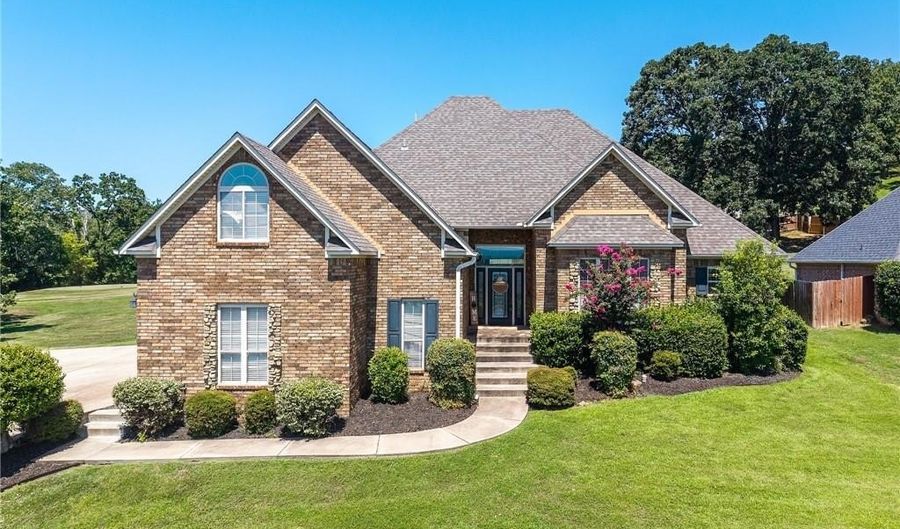 3904 Golf Course Dr, Alma, AR 72921 - 4 Beds, 4 Bath
