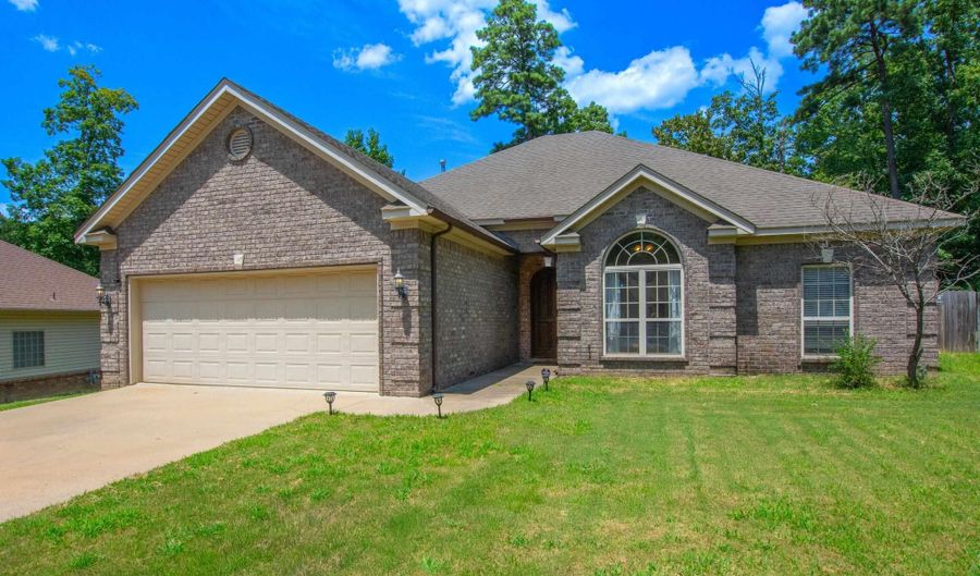 2746 Westbury Dr, Benton, AR 72015 - 3 Beds, 2 Bath