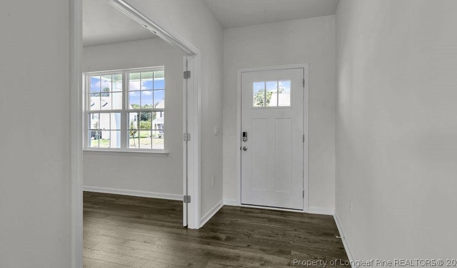 1016 Misty Creek Dr, Aberdeen, NC 28315 - 5 Beds, 3 Bath