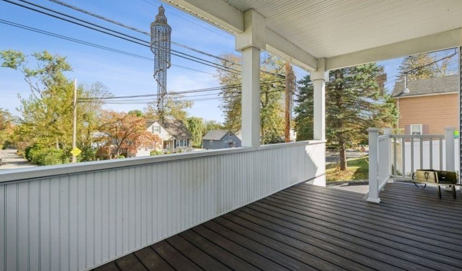78 Main St, Bayonne, NJ 07035 - 3 Beds, 2 Bath
