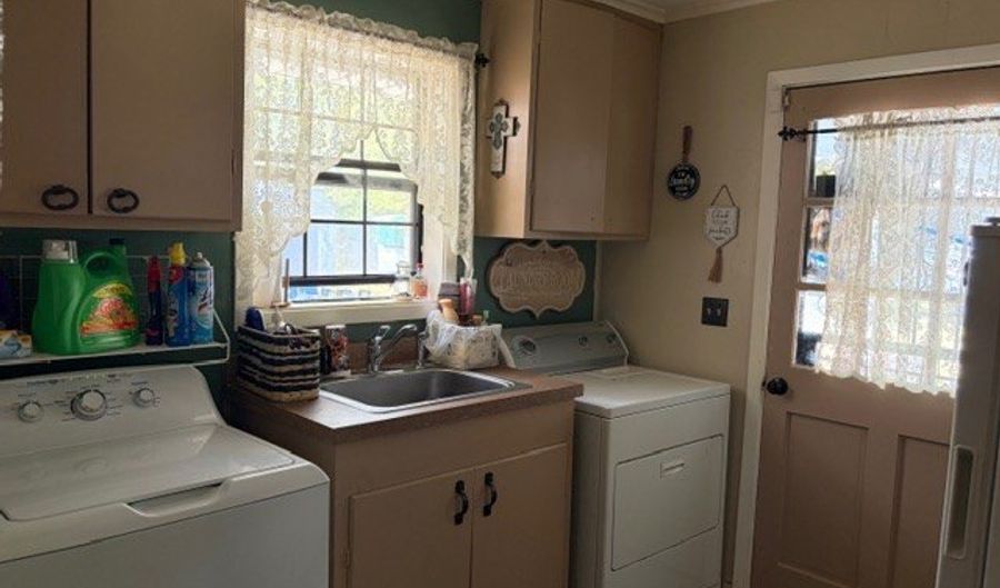 1719 Deer Creek Rd, Batesville, MS 38606 - 3 Beds, 2 Bath