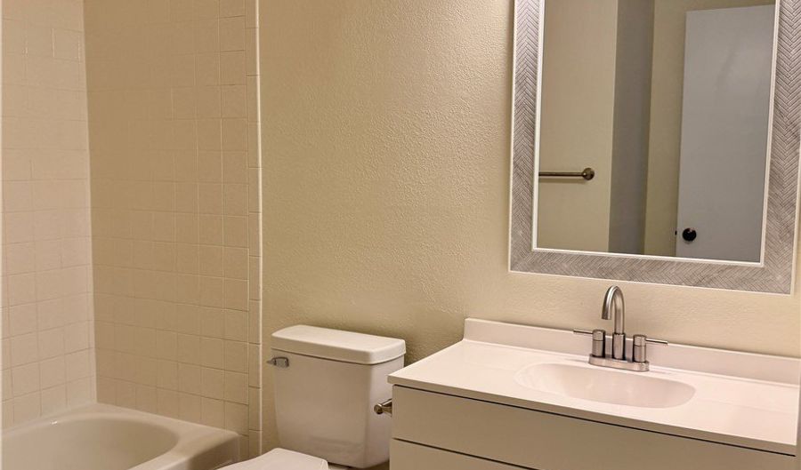 1328 Georgia Ave B, Boulder City, NV 89005 - 2 Beds, 2 Bath