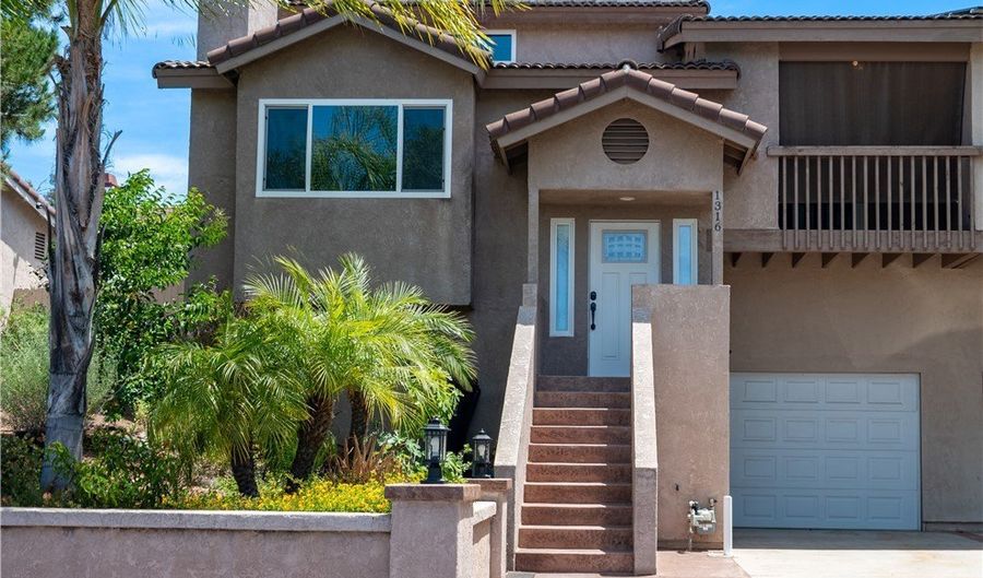 1316 Sundown, Escondido, CA 92026 - 2 Beds, 2 Bath