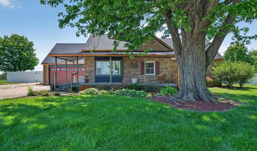 757 E 1000 N, Alexandria, IN 46001 - 4 Beds, 3 Bath