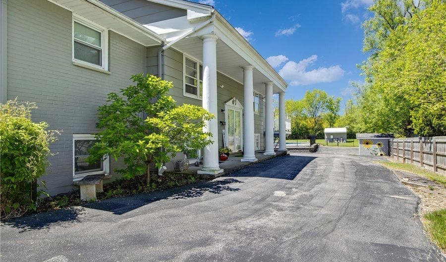 488 Mill St, Amherst, NY 14221 - 4 Beds, 2 Bath
