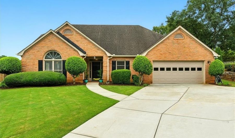 275 Singletree Trce, Alpharetta, GA 30004 - 3 Beds, 3 Bath