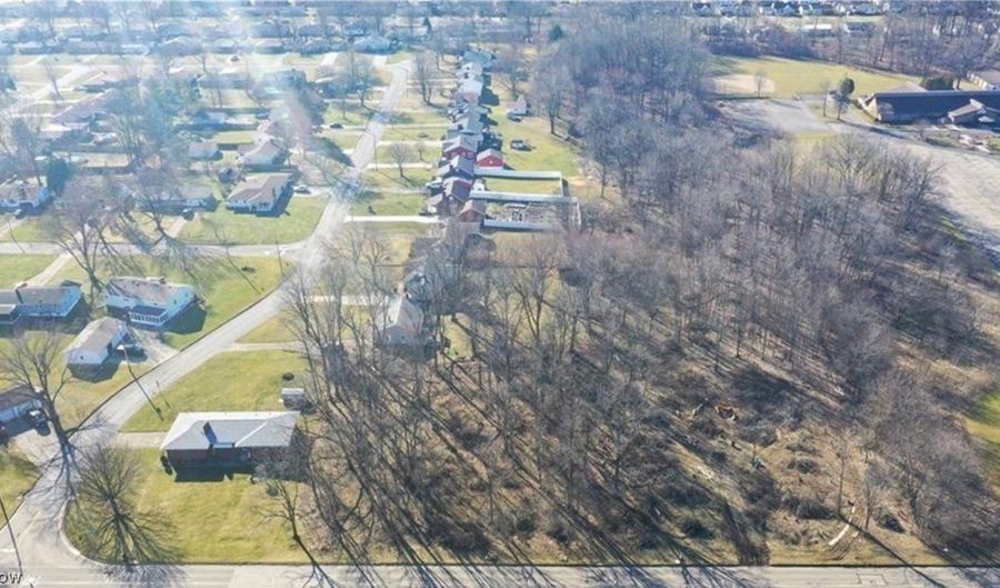 902 S Meridian Rd, Austintown, OH 44509 - 0 Beds, 0 Bath